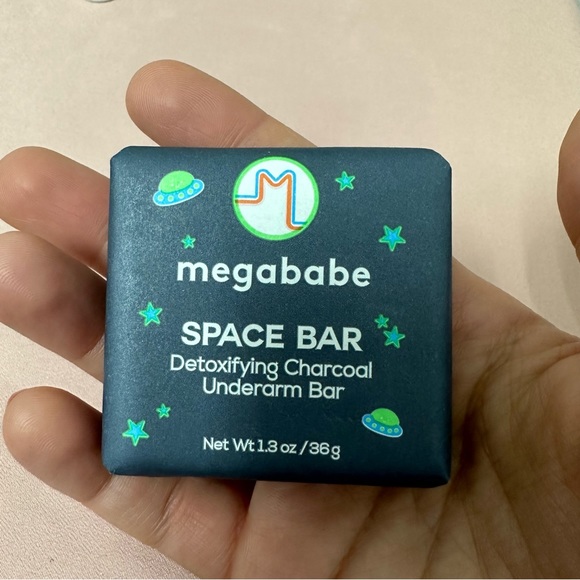 🌼 2/$15 - New 4 piece skincare products (bad habit, megababe, APTO & more) - Picture 3 of 6